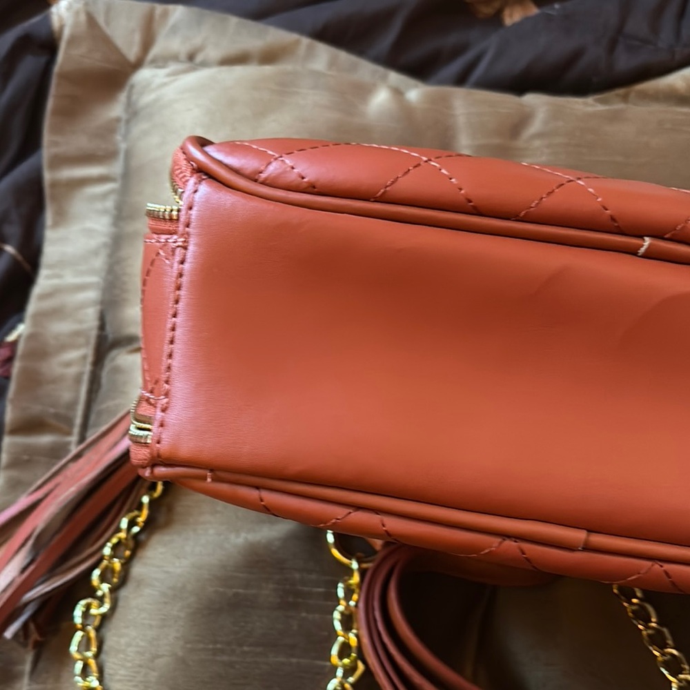 Joy & Iman Quilted Tan Gold Crossbody Bag - Picture 7 of 10